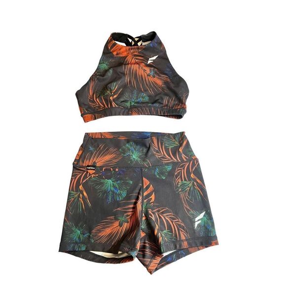 Flag nor fail sports bra and shorts set sz Xs - Picture 2 of 5